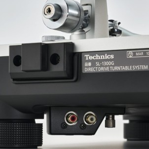 Technics SL-1300G Alluminio Giradischi Trazione Diretta Delta Sigma Drive 33/45/78 giri Piatto 3 Strati